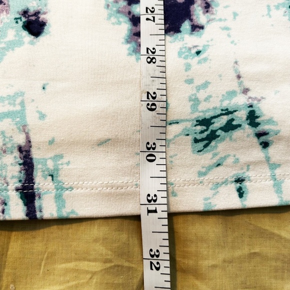 NEW PHOTOS! TOP, KIMONO STYLE, WINTER WHITE/DARK PURPLE, SIZE 4X, PRINTED, - Picture 5 of 15
